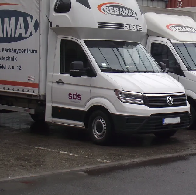 Rebamax logós autó