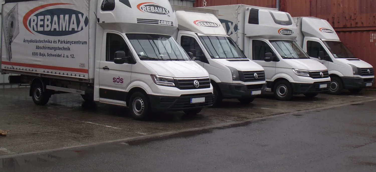 Rebamax logós autók